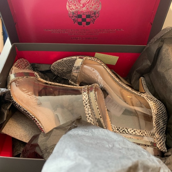 High heels - Picture 2 of 4